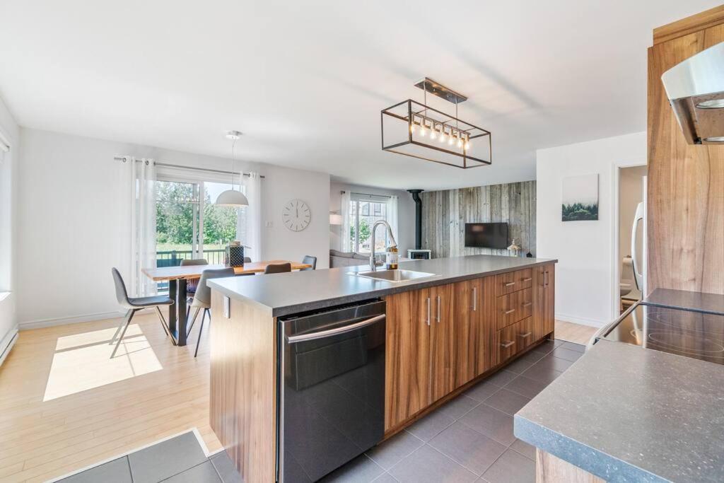 Initial - Koala - Mont-Sainte-Anne Apartment โบเพร ภายนอก รูปภาพ